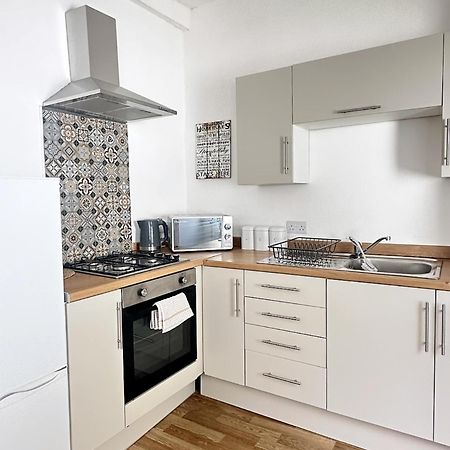 3 Bedroom House Near Liverpool Football Stadium Exterior photo